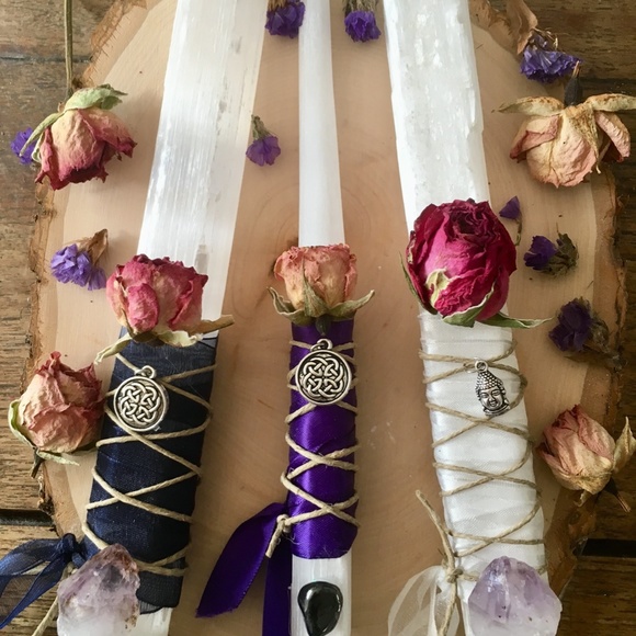 Selenite Ritual Wand - Picture 2 of 2